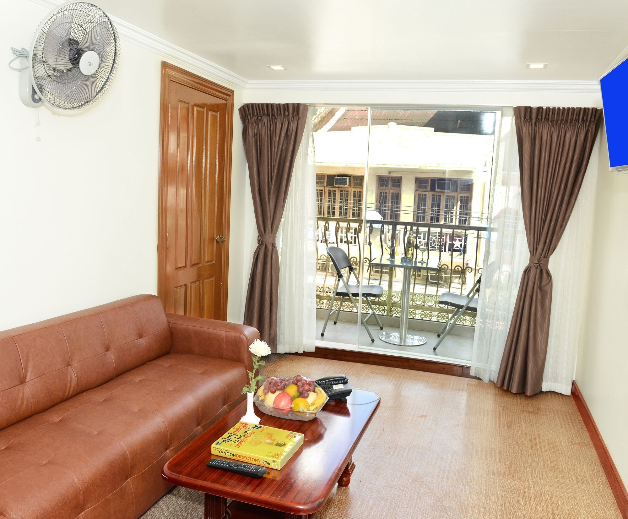 Hotel Bond Rangoon Buitenkant foto